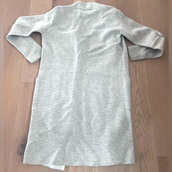 Babaton Wool Cardigan xs (fits xxs) - Picture 2 of 3